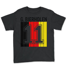 Load image into Gallery viewer, G Bierholen 11 Deutsche Namen Fußball Deutschland Sauf Trikot - Youth Tee - Black