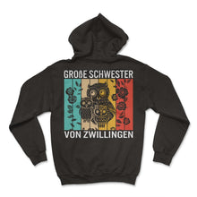 Load image into Gallery viewer, Große Schwester von Zwillingen Zwillinge Geburt Eulen Eule - Hoodie - Black