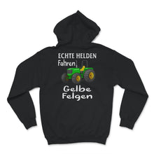 Load image into Gallery viewer, Echte Helden fahren gelbe Felgen, Traktor-Liebhaber-Shirt,