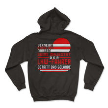 Load image into Gallery viewer, Verneight Euch Ihr Narren Seine Majestat der lkw fahrer betritt das - Hoodie - Black