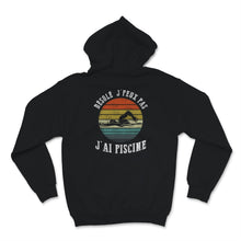 Load image into Gallery viewer, Tee Shirt Nageur DÉSOLÉ J’PEUX PAS J’AI PISCINE Nager Sportif Cadeau
